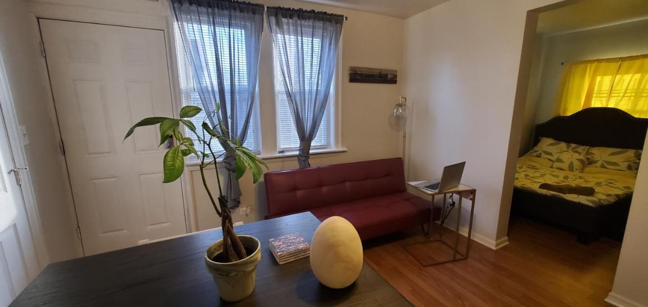 Cozy 1 Bedroom, 1 Min From Irving Park Blue Line, Free Parking Σικάγο Εξωτερικό φωτογραφία