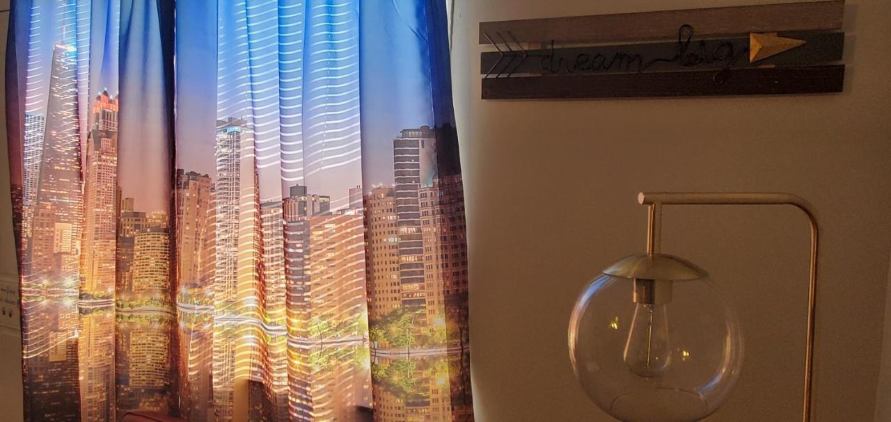Cozy 1 Bedroom, 1 Min From Irving Park Blue Line, Free Parking Σικάγο Εξωτερικό φωτογραφία