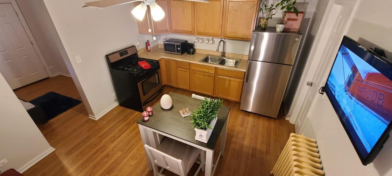Cozy 1 Bedroom, 1 Min From Irving Park Blue Line, Free Parking Σικάγο Εξωτερικό φωτογραφία